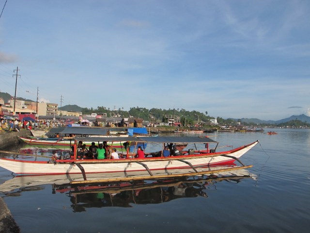 Market in Tacloban