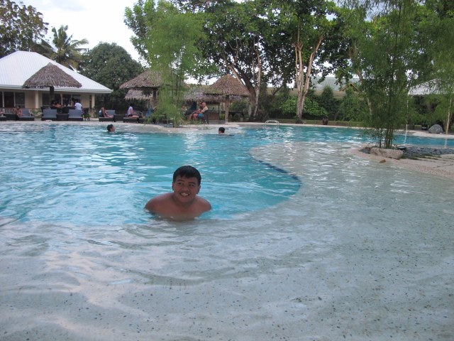 My nephews at the swimming pool. :)
