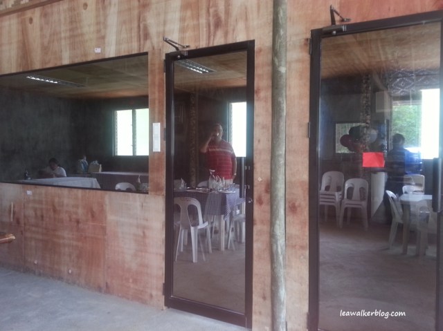 The airconditioned room. The owner was apologetic because it isn't ready yet. But well, we were hungry. haha... And they didn't disappoint! :)